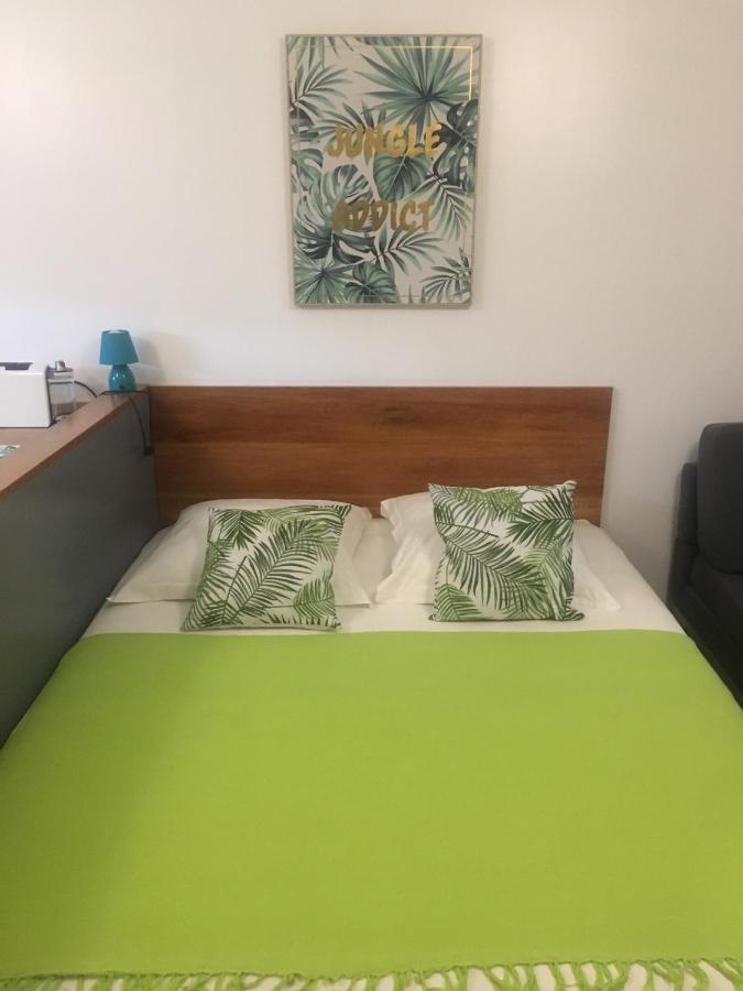 Tahiti Tropical Studio Apartment ปาเปเอเต ภายนอก รูปภาพ